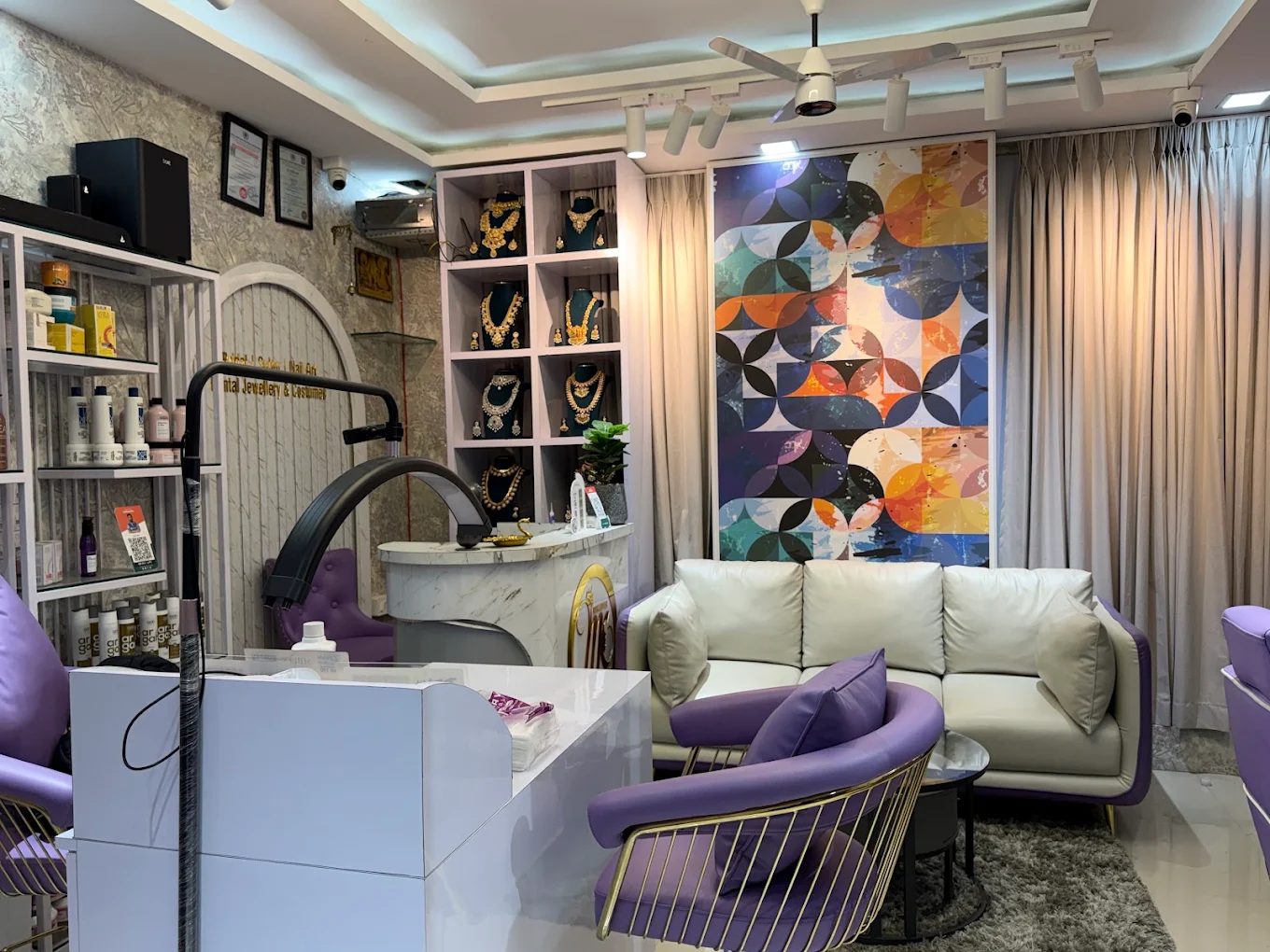 Waiting lounge with rental jewellery display